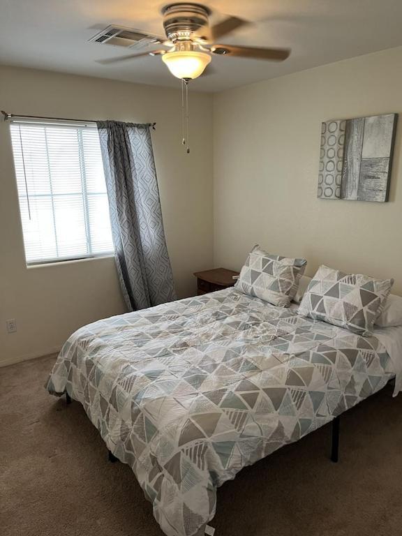 Vic'S 3 Bedroom 4Beds & Pool Centrally Located! Las Vegas Exterior foto